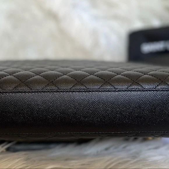 🍾🥂SOLD🥳Large Saint Laurent Envelope Handbag - Picture 15 of 15